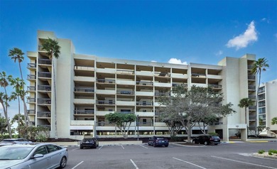 Beach Condo For Sale in Longboat Key, Florida