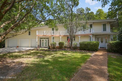 Beach Home For Sale in Diamondhead, Mississippi