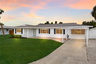 Beach Home For Sale in Nokomis, Florida