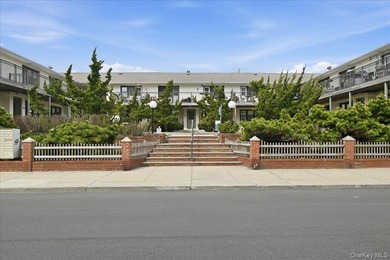 Beach Home For Sale in Long Beach, New York