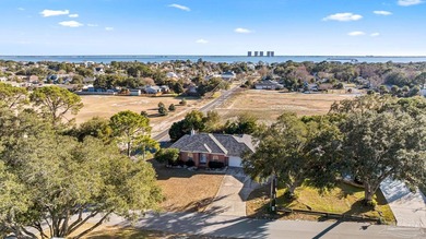 Beach Home For Sale in Gulf Breeze, Florida