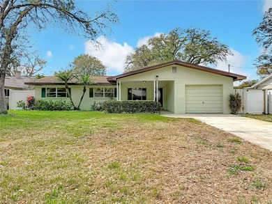 Beach Home Sale Pending in Tampa, Florida