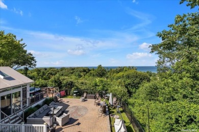 Beach Home For Sale in Bayville, New York