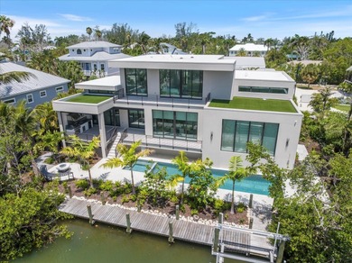 Beach Home For Sale in Longboat Key, Florida