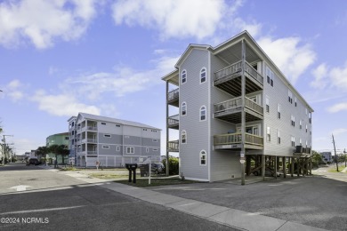 Beach Condo For Sale in Carolina Beach, North Carolina