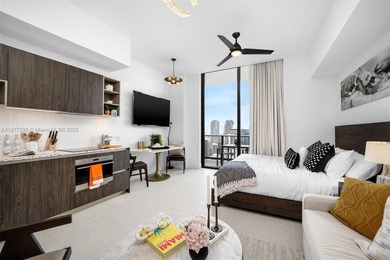 Beach Condo For Sale in Miami, Florida