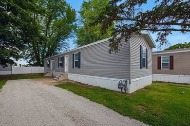Beach Home For Sale in Sandusky, Ohio