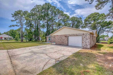 Beach Home For Sale in Gulf Breeze, Florida