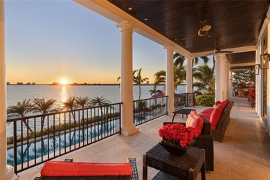Beach Home For Sale in Sarasota, Florida