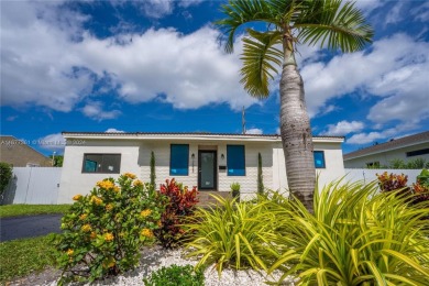 Beach Home For Sale in Hollywood, Florida