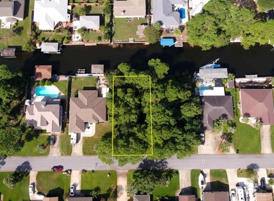 Beach Lot For Sale in Gulf Breeze, Florida