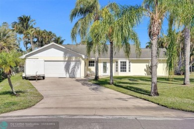 Beach Home For Sale in Boynton Beach, Florida