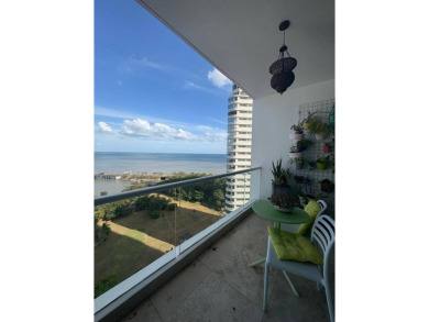 Beach Home For Sale in Panama City, 