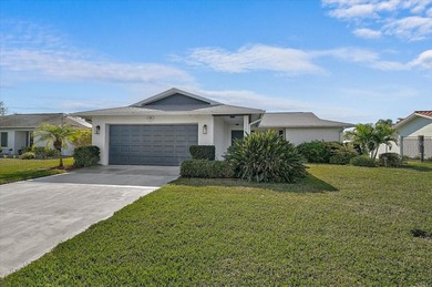 Beach Home For Sale in Bradenton, Florida