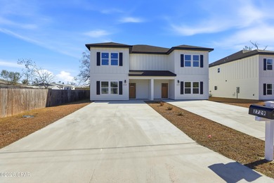 Beach Townhome/Townhouse For Sale in Panama City, Florida