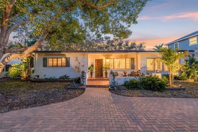 Beach Home Sale Pending in St. Petersburg, Florida