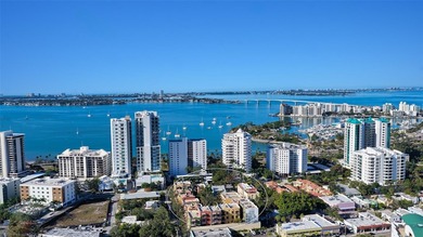 Beach Condo For Sale in Sarasota, Florida