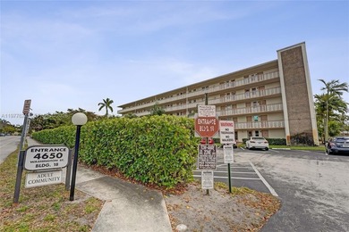 Beach Condo For Sale in Hollywood, Florida