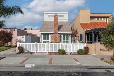 Beach Home For Sale in Huntington Beach, California