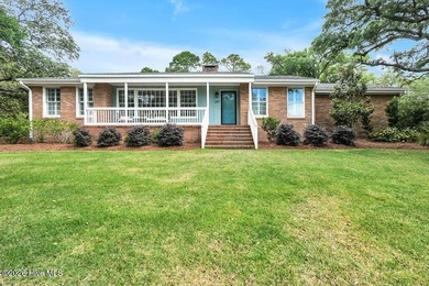 Beach Home For Sale in Southport, North Carolina