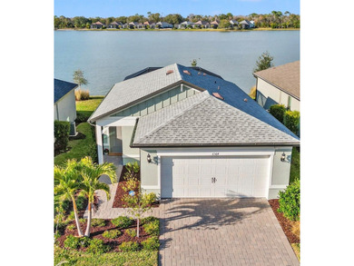 Beach Home For Sale in Sarasota, Florida