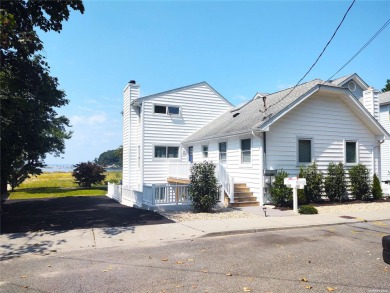 Beach Home For Sale in Sea Cliff, New York