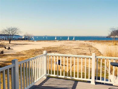 Beach Home For Sale in Sea Cliff, New York