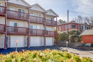 Beach Townhome/Townhouse For Sale in Lincoln City, Oregon