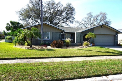 Beach Home Sale Pending in Pinellas Park, Florida