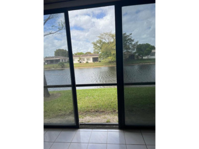 Beach Condo Sale Pending in Tamarac, Florida