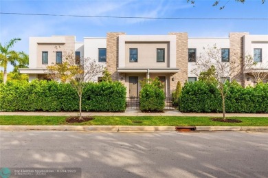 Beach Townhome/Townhouse For Sale in Fort Lauderdale, Florida