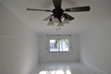 Beach Condo For Sale in Key Biscayne, Florida