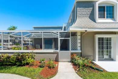 Beach Townhome/Townhouse For Sale in Palm Beach Gardens, Florida