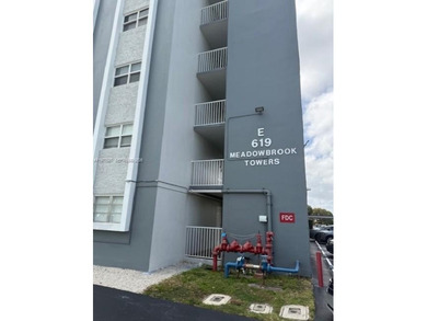 Beach Condo For Sale in Hallandale Beach, Florida
