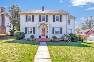 Beach Home Sale Pending in Norwalk, Connecticut