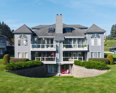 Beach Condo For Sale in Charlevoix, Michigan
