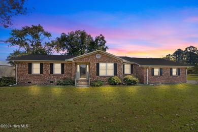 Beach Home For Sale in Bath, North Carolina