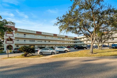Beach Condo For Sale in Clearwater, Florida