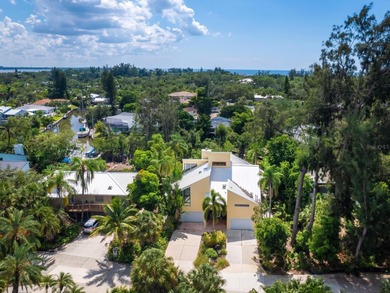 Beach Home For Sale in Sarasota, Florida