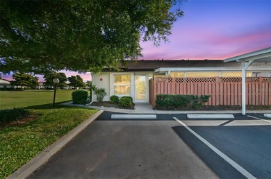 Beach Home Sale Pending in Bradenton, Florida