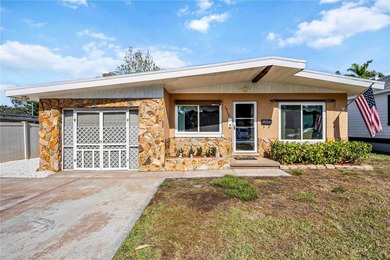 Beach Home For Sale in Bradenton, Florida