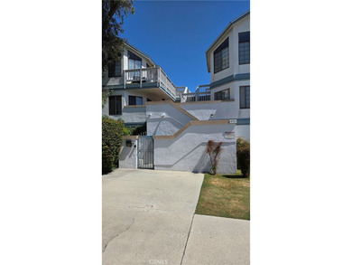 Beach Condo Sale Pending in Long Beach, California