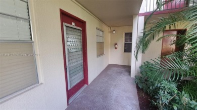 Beach Condo For Sale in Pembroke Pines, Florida