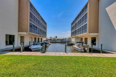 Beach Condo For Sale in Bradenton, Florida
