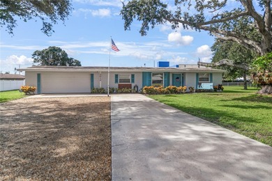 Beach Home For Sale in Bradenton, Florida