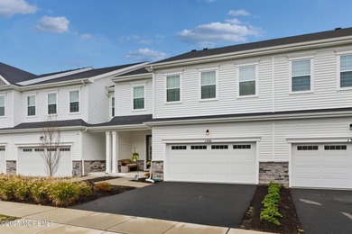 Condo For Sale in Oakhurst image photo picture