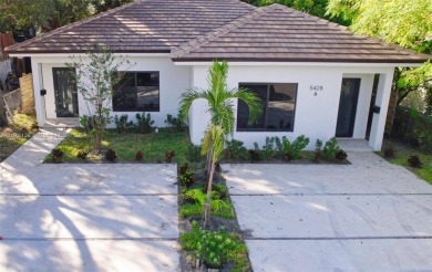 Beach Townhome/Townhouse For Sale in Miami, Florida