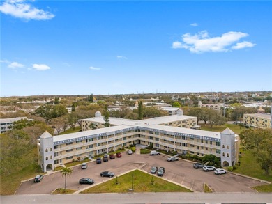 Beach Condo Sale Pending in Clearwater, Florida