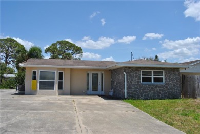 Beach Home For Sale in Ruskin, Florida