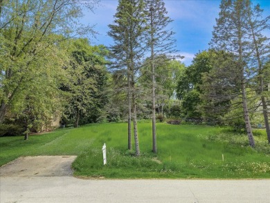 Beach Lot Off Market in Bayside, Wisconsin